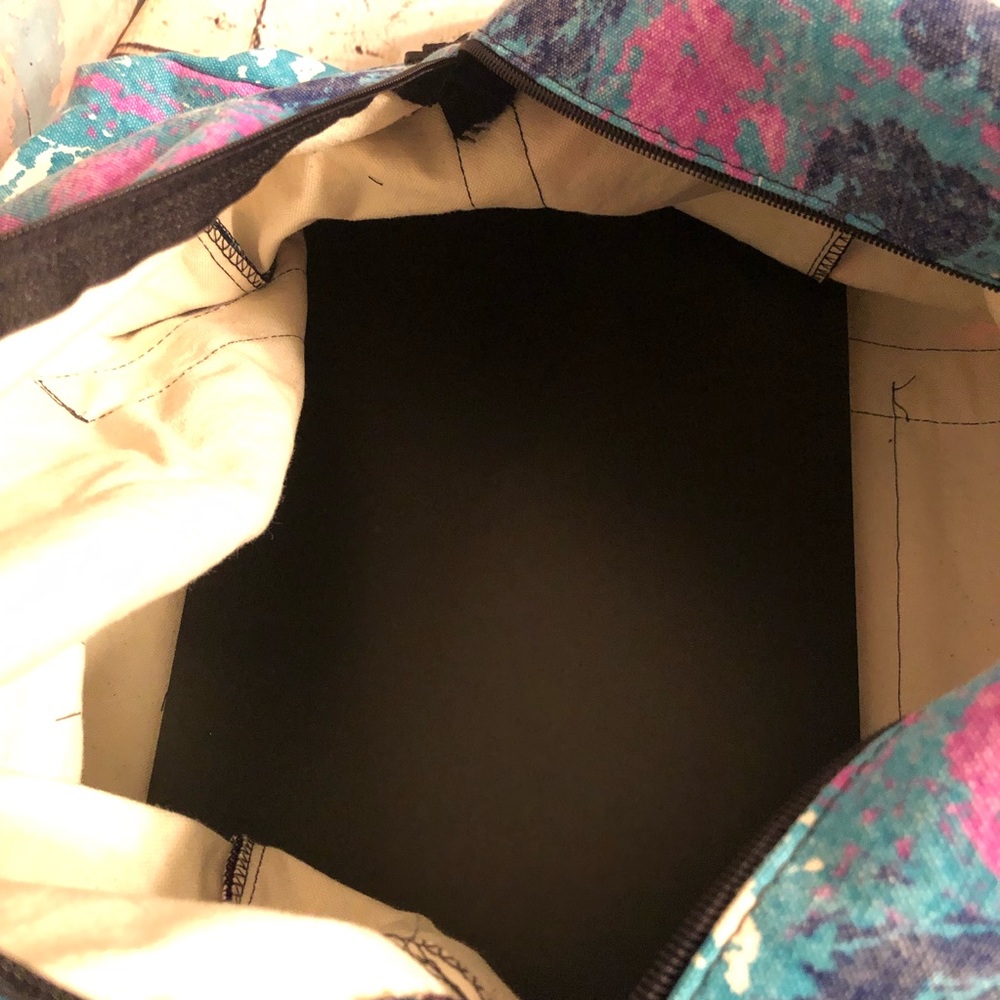 🛑Sold🛑Newport Canvas Company Duffle Bag Large Over Size Travel Bag Tie Dye USA - Picture 7 of 7